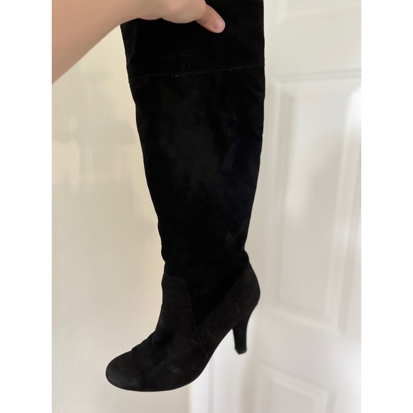 Enzo Angiolini Black Suede Boots - Picture 2 of 6